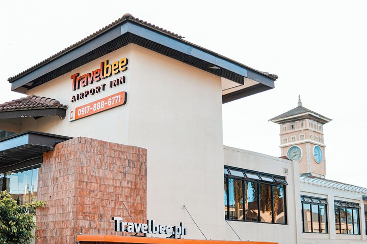 Travelbee Airport Inn