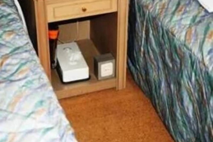 Room 14 of 50