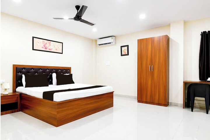 Room 1 of 4