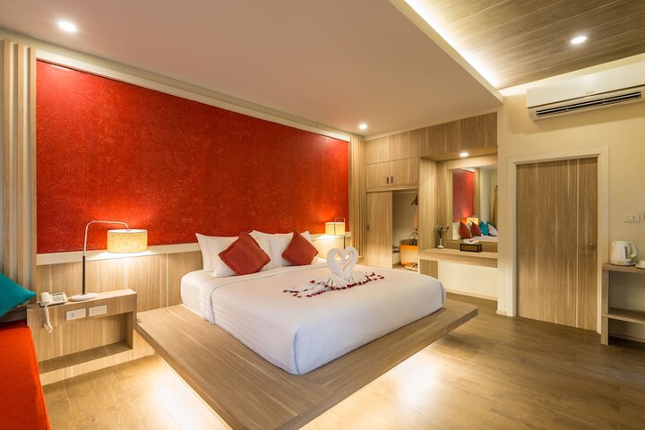 Room 30 of 208