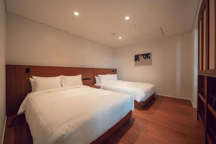 Room 21 of 117