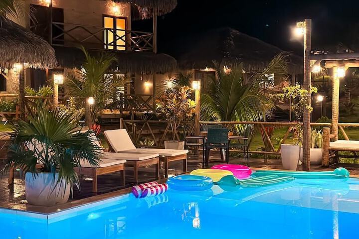Pool 20 of 38