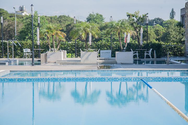 Pool 125 of 145