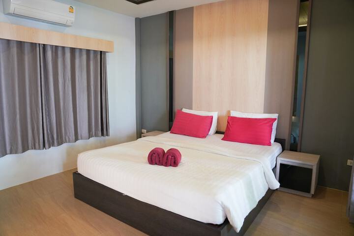 Room 6 of 44