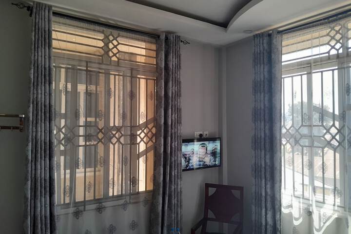 Room 21 of 74