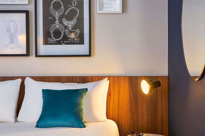 Room 10 of 47