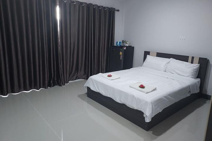 Room 11 of 50