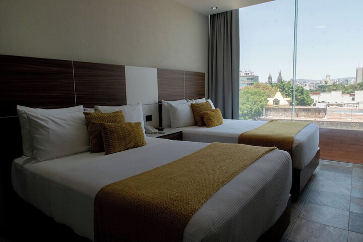 Room 28 of 91