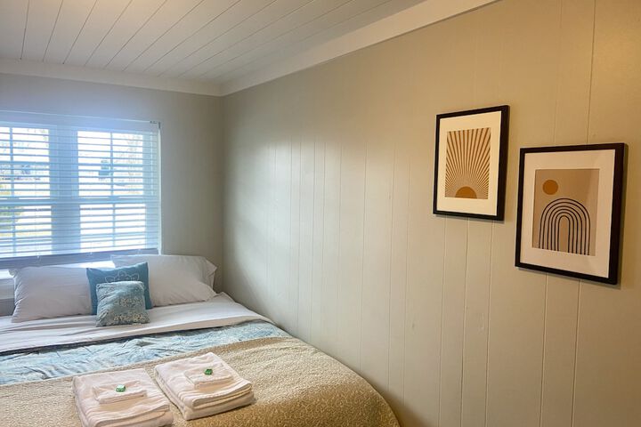 Room 6 of 19