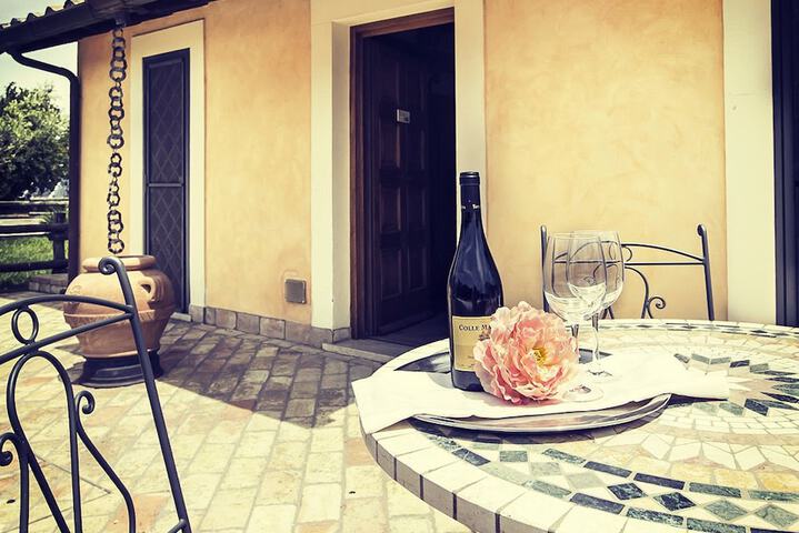 Terrace/Patio 7 of 32