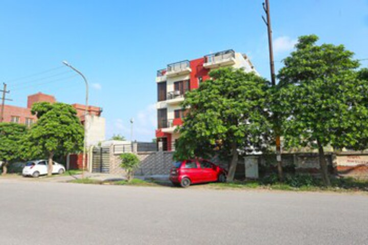 Hotel 5 of 25
