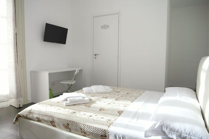 Room 12 of 71
