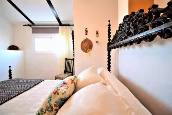 Room 4 of 20
