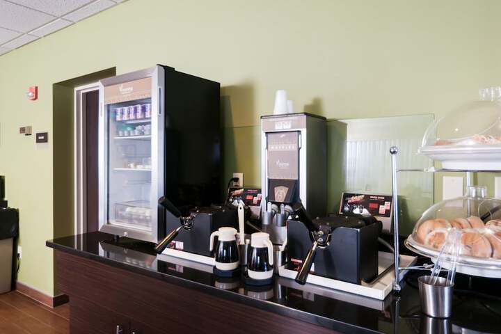 Breakfast/Coffee Service 41 of 57
