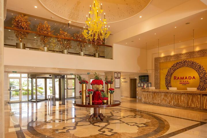 Guest Lobby