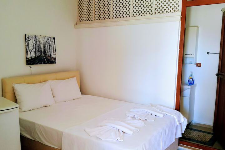 Room 9 of 91