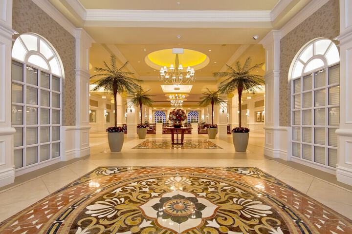 Guest Lobby