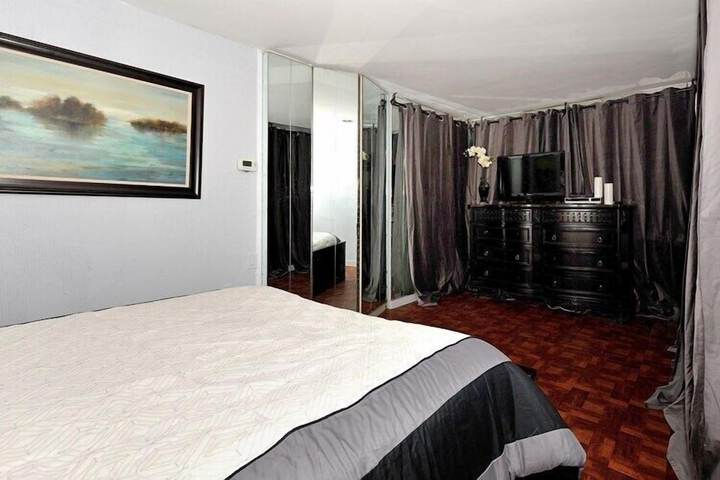 Room 107 of 324