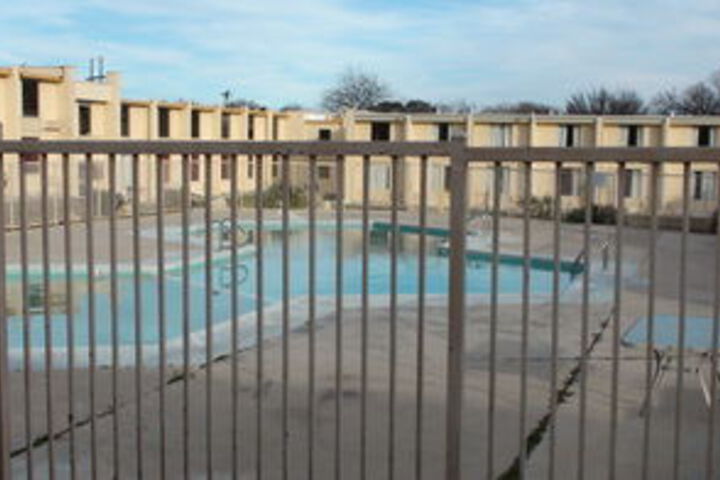 Pool 44 of 50