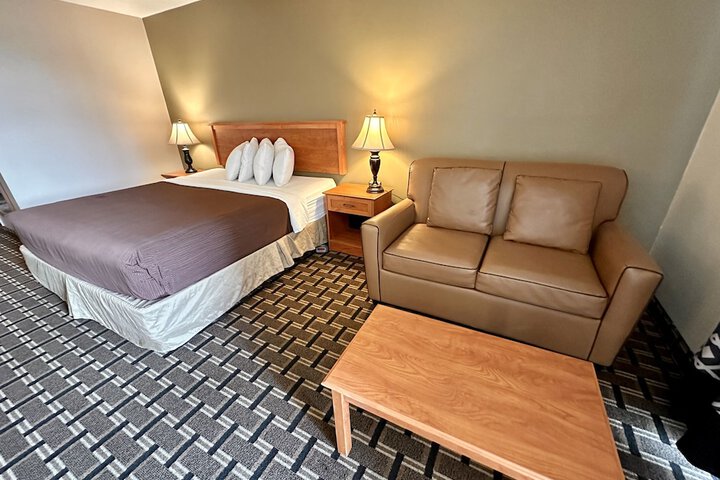 Room 18 of 49
