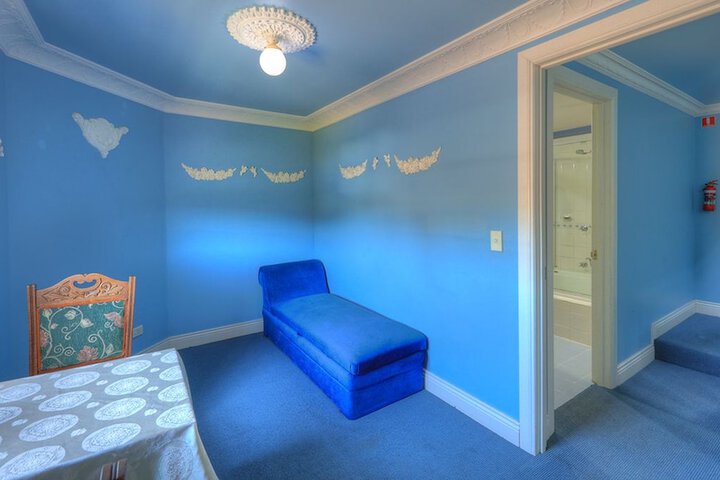 Room 30 of 156