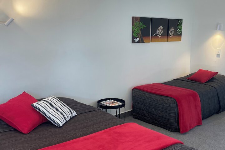 Room 22 of 36