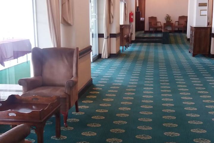 Ballroom/Hall 26 of 38