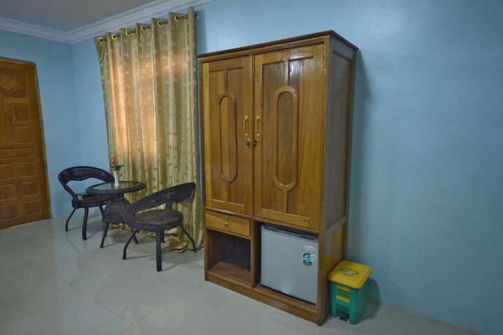 Room 12 of 35