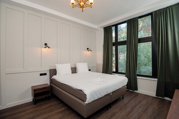 Room 17 of 50