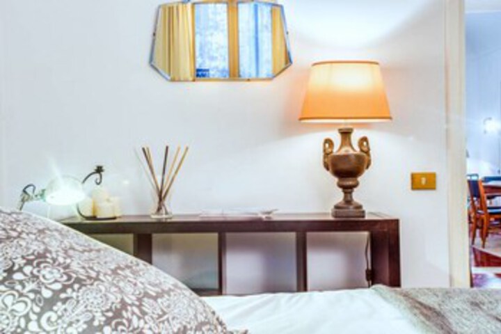 Room 5 of 25