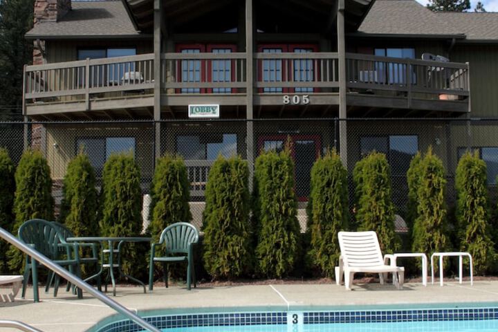 Breakfast/Coffee Service 23 of 32