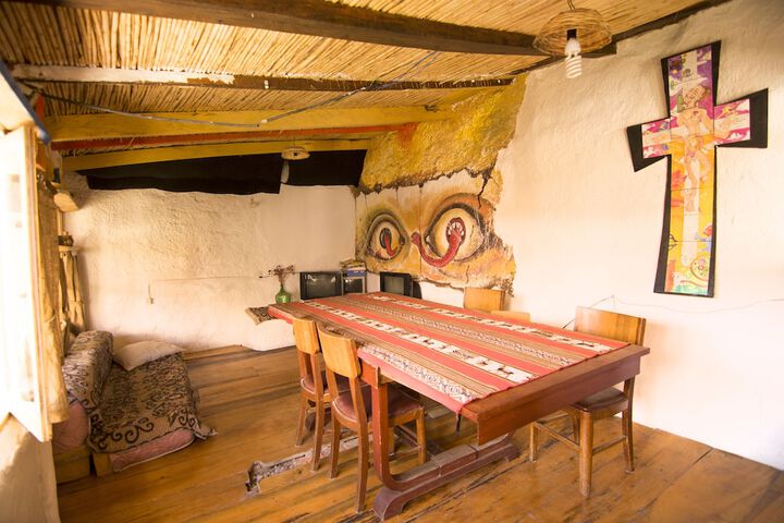 Room 43 of 66