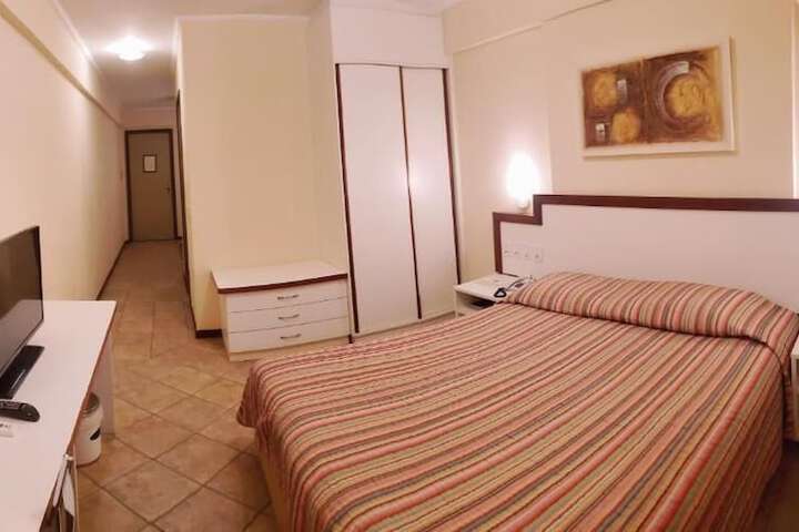 Room 7 of 31