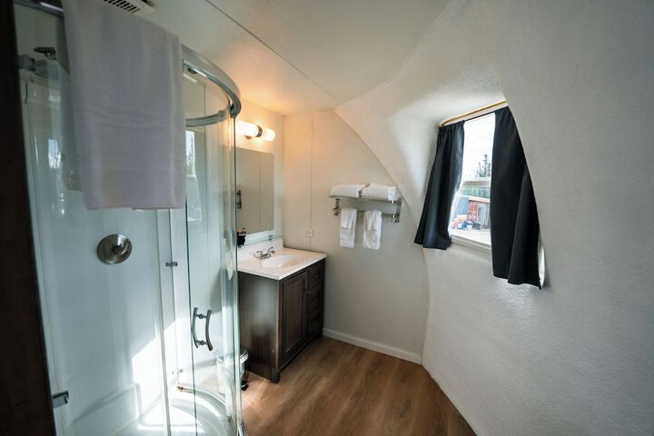 Room 9 of 44