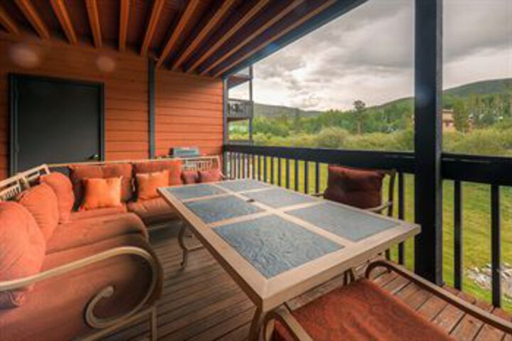 Terrace/Patio 14 of 434