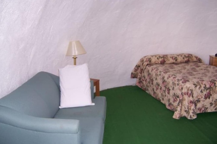 Room 13 of 75