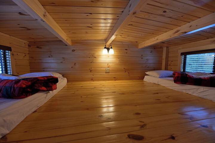 Room 26 of 115
