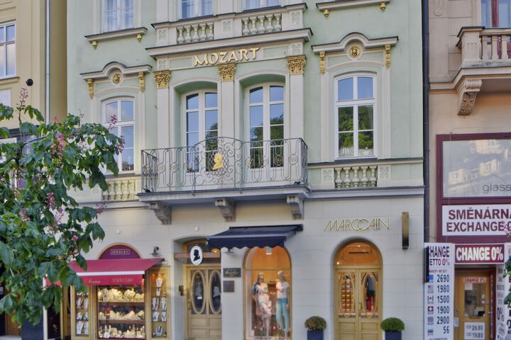 Hotel Exterior