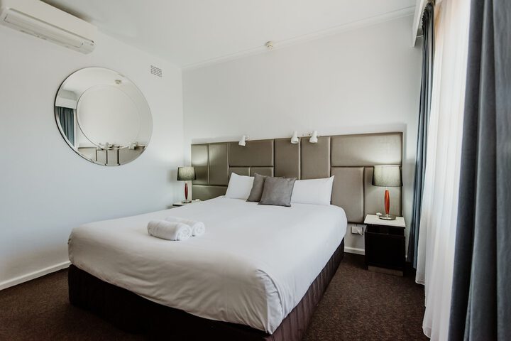 Room 12 of 54