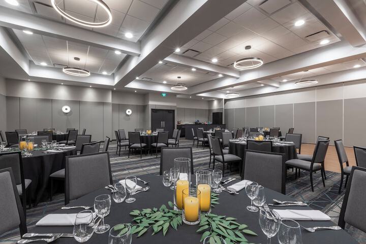 Banquet hall
