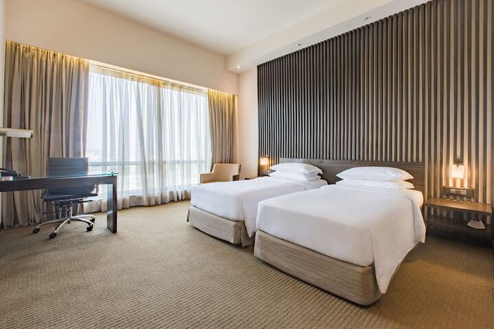 Room 8 of 44