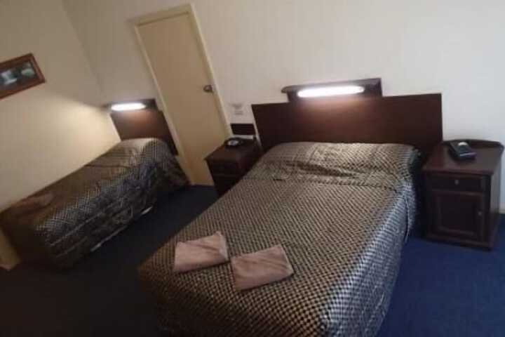 Room 3 of 29