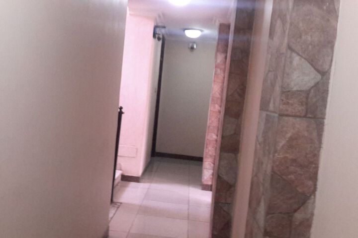 Room 18 of 28