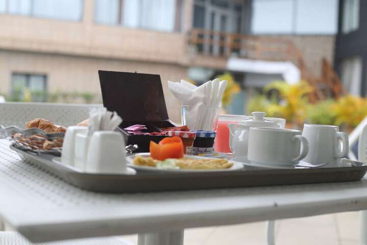 Breakfast/Coffee Service 62 of 86