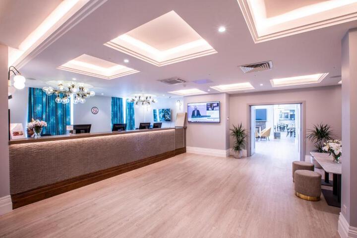 Best Western Queens Crystal Palace