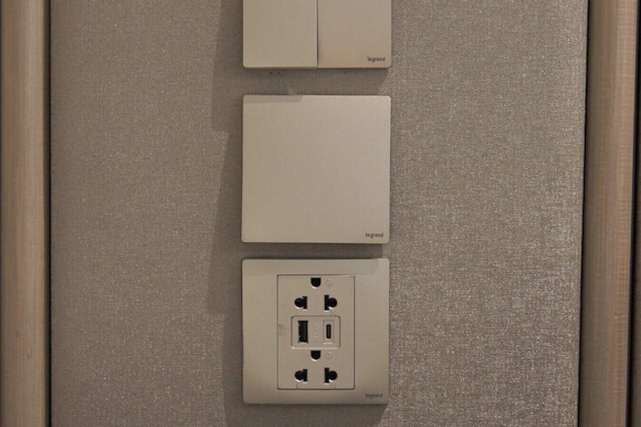 Room 21 of 209