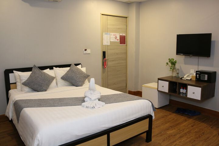 Room 9 of 88