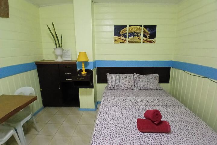 Room 19 of 41