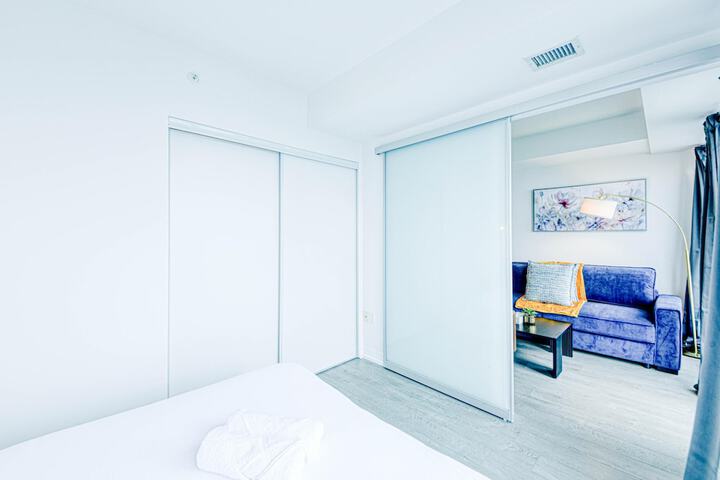 Room 86 of 340
