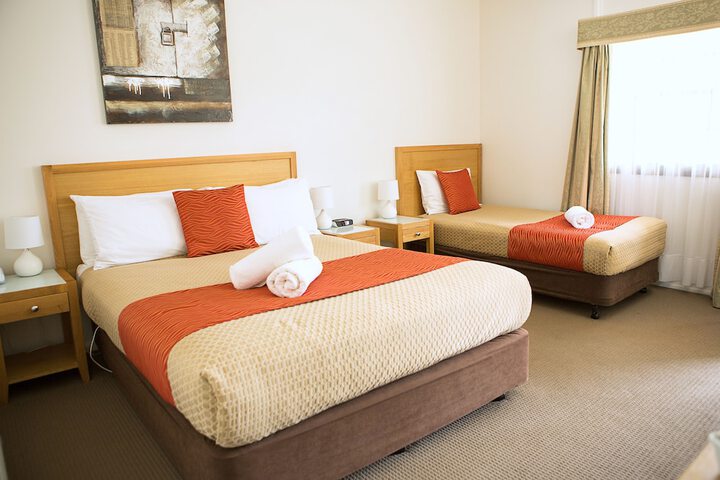 Room 3 of 36